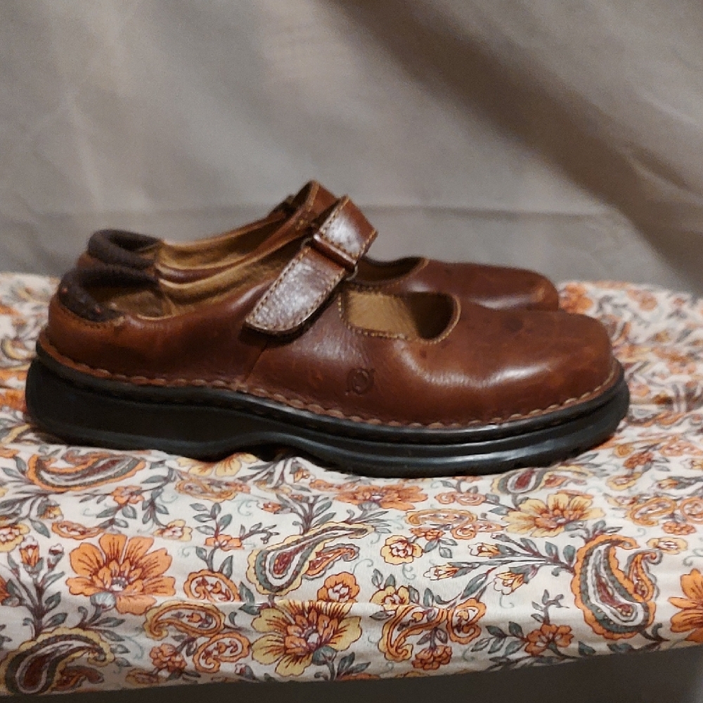 Womens Born Brown Leather Mary Jane Shoe 7.5